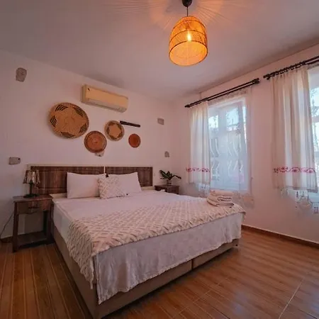 Mor Salkim Konagi מלון