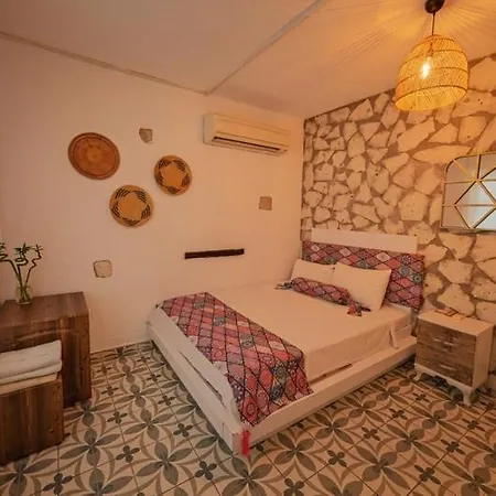 מלון Mor Salkim Konagi